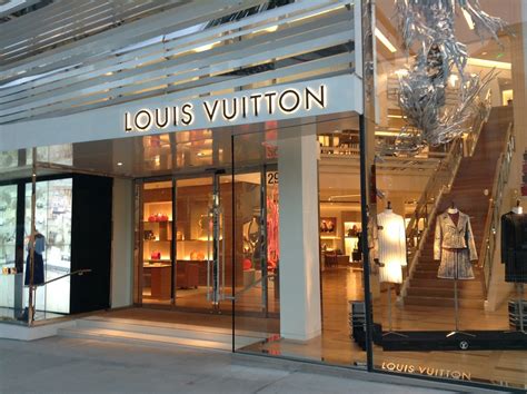 does louis vuitton have outlets|louis vuitton factory outlet locations.